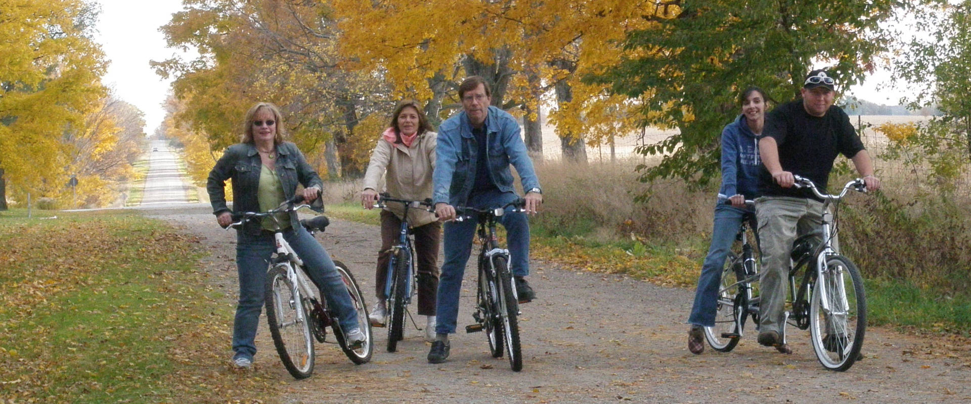 Bike and cycling trails along the Grand River near Paris Ontario